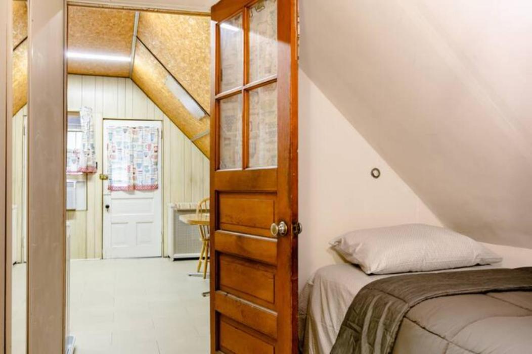 Apartamento The Avondale Attic Chicago Exterior foto